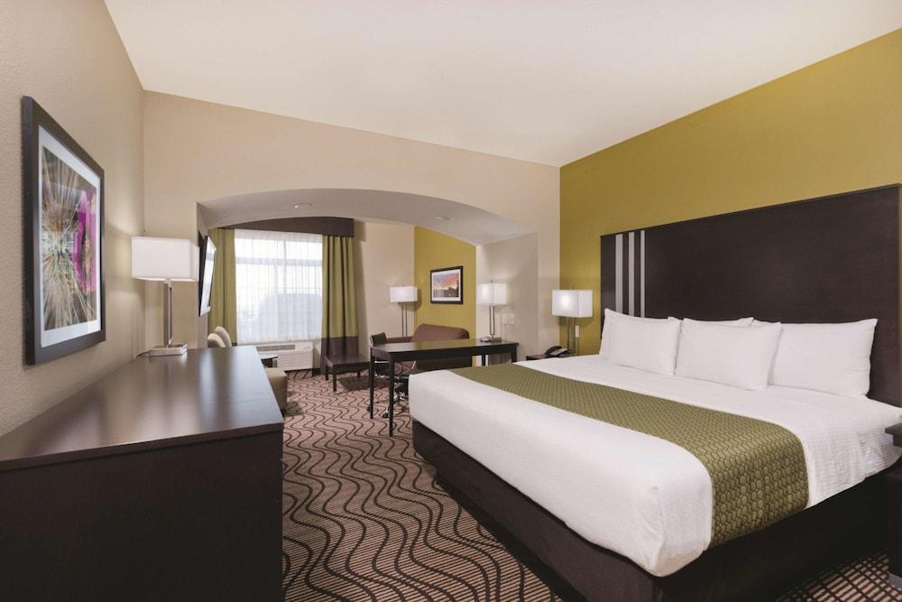 La Quinta By Wyndham Artesia Hotell Eksteriør bilde