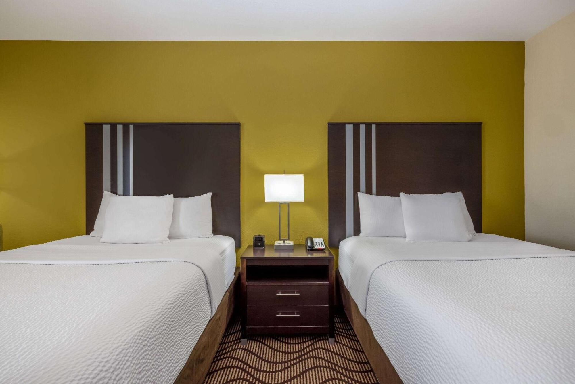 La Quinta By Wyndham Artesia Hotell Eksteriør bilde