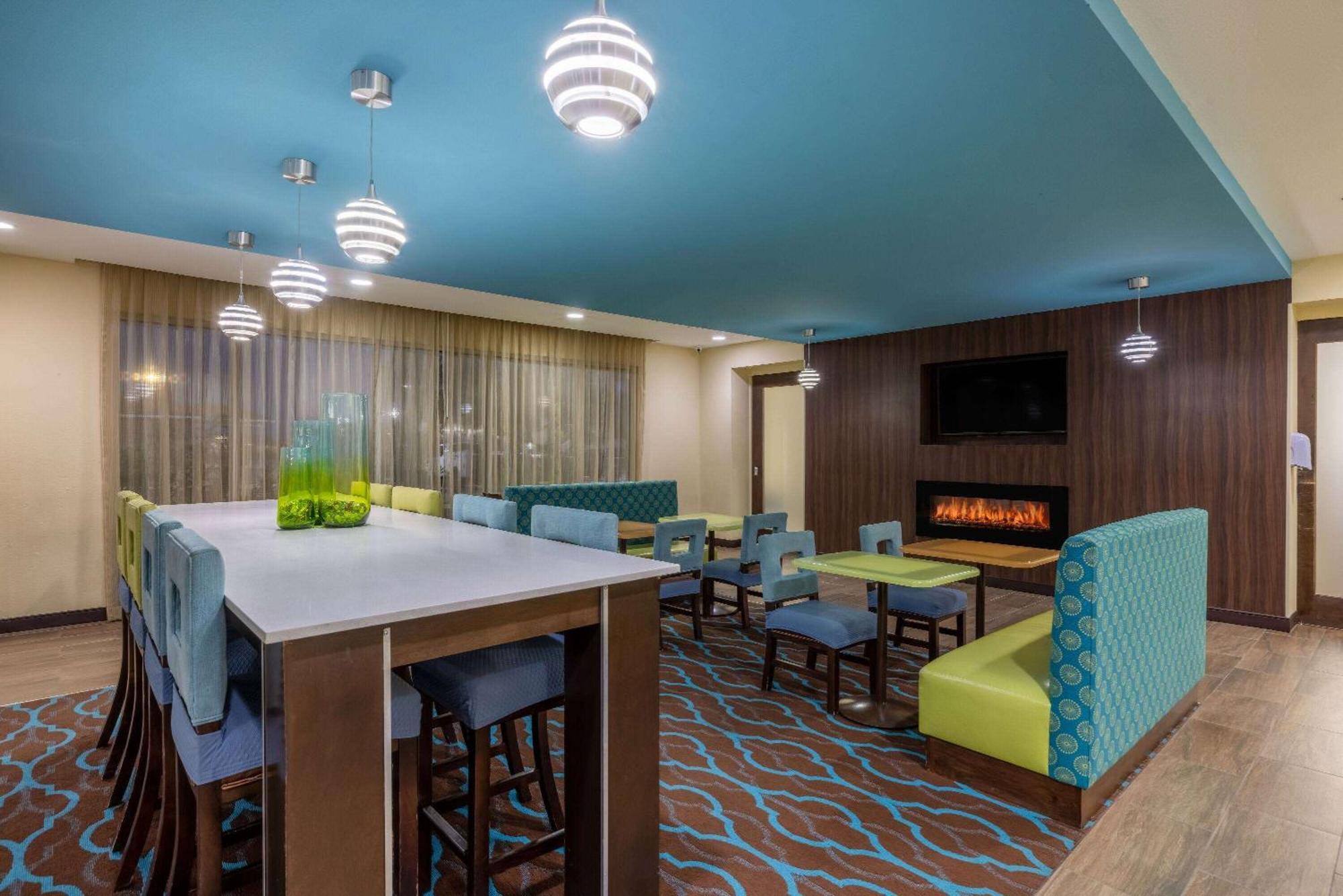 La Quinta By Wyndham Artesia Hotell Eksteriør bilde