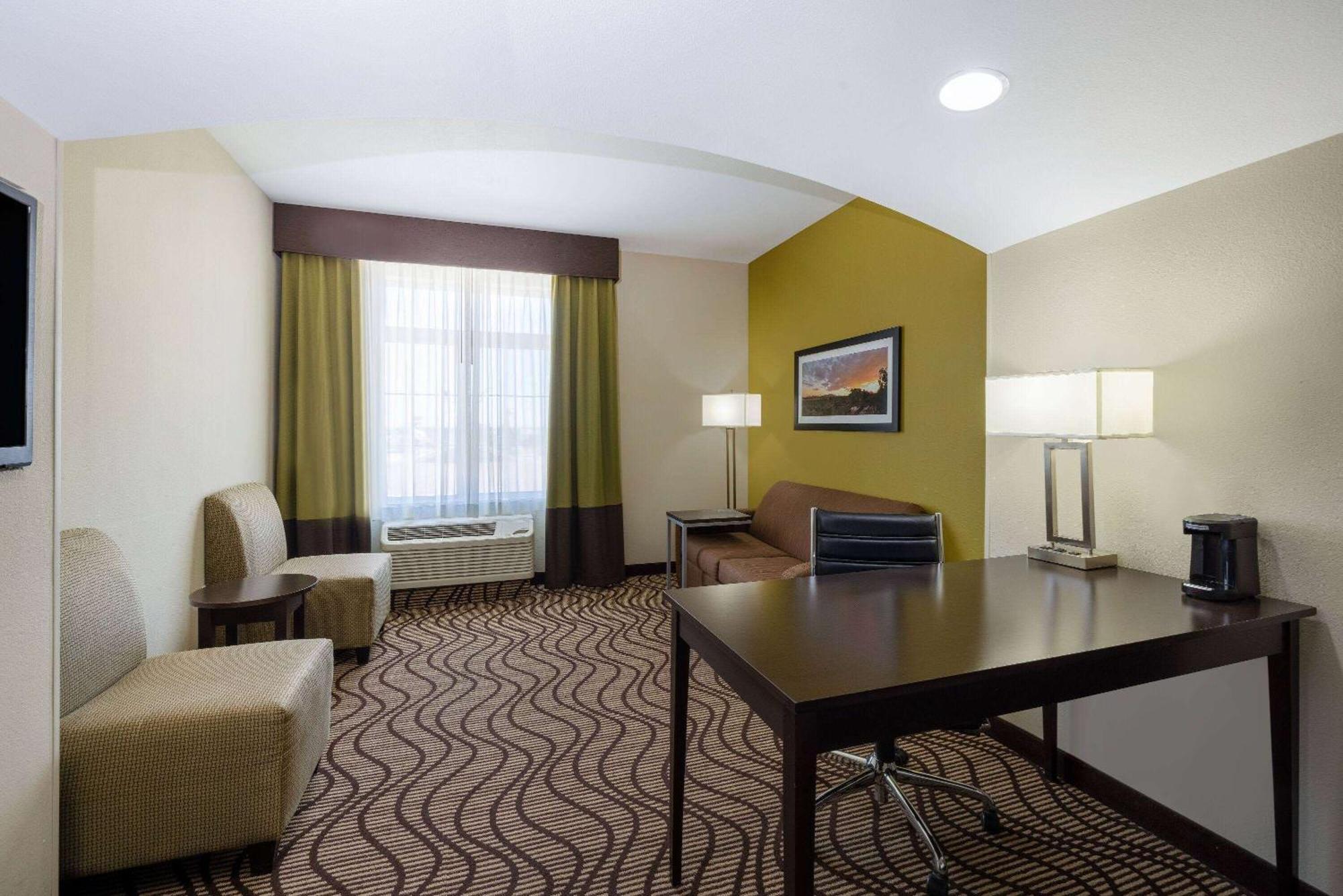 La Quinta By Wyndham Artesia Hotell Eksteriør bilde