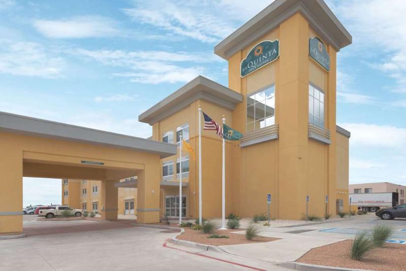 La Quinta By Wyndham Artesia Hotell Eksteriør bilde